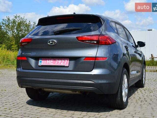 Серый Хендай Туксон, объемом двигателя 2 л и пробегом 168 тыс. км за 16500 $, фото 6 на Automoto.ua