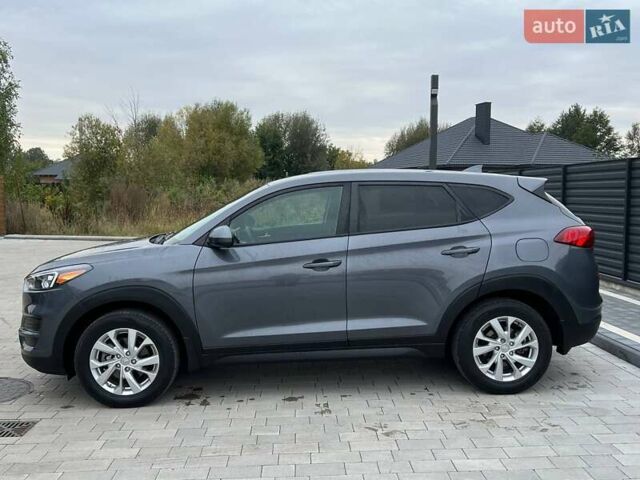 Сірий Хендай Туксон, об'ємом двигуна 2 л та пробігом 124 тис. км за 16480 $, фото 1 на Automoto.ua