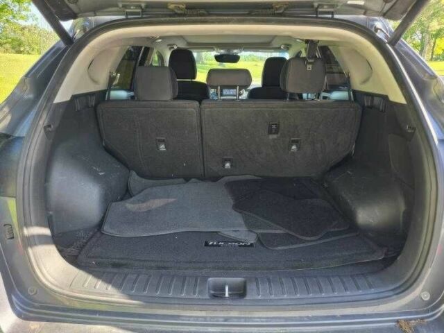 Серый Хендай Туксон, объемом двигателя 0 л и пробегом 65 тыс. км за 9500 $, фото 8 на Automoto.ua