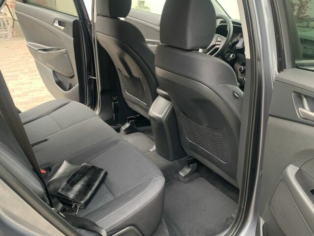 Хендай Туксон 2019 в Черновцах на Automoto.ua Серый Хендай Туксон, объемом двигателя 2 л и пробегом 45 тыс. км за 18900 $, фото 23 на Automoto.ua