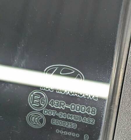 Сірий Хендай Туксон, об'ємом двигуна 2 л та пробігом 125 тис. км за 18000 $, фото 11 на Automoto.ua