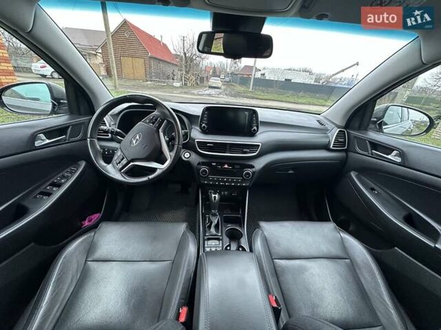 Сірий Хендай Туксон, об'ємом двигуна 2 л та пробігом 103 тис. км за 24700 $, фото 7 на Automoto.ua