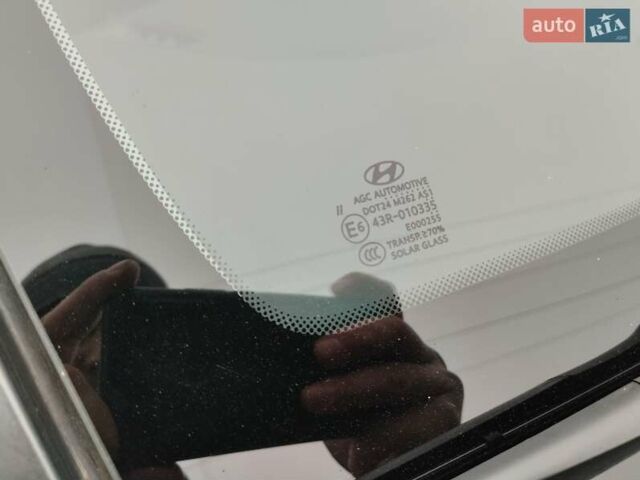 Сірий Хендай Туксон, об'ємом двигуна 2 л та пробігом 62 тис. км за 22800 $, фото 18 на Automoto.ua