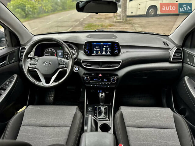 Хендай Туксон 2019 в Виннице на Automoto.ua Серый Хендай Туксон, объемом двигателя 2 л и пробегом 78 тыс. км за 21350 $, фото 32 на Automoto.ua