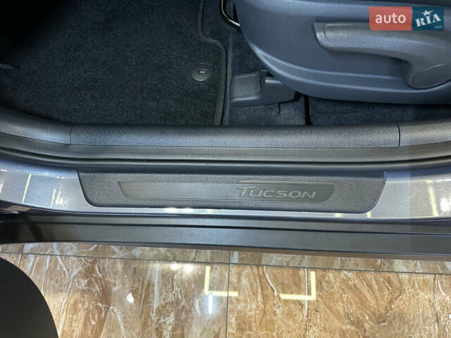 Серый Хендай Туксон, объемом двигателя 1.6 л и пробегом 147 тыс. км за 20500 $, фото 21 на Automoto.ua