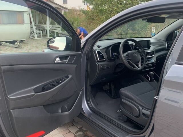 Хендай Туксон 2019 в Черновцах на Automoto.ua Серый Хендай Туксон, объемом двигателя 2 л и пробегом 45 тыс. км за 18900 $, фото 17 на Automoto.ua