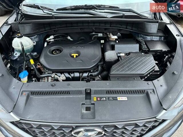 Сірий Хендай Туксон, об'ємом двигуна 2 л та пробігом 120 тис. км за 15999 $, фото 6 на Automoto.ua
