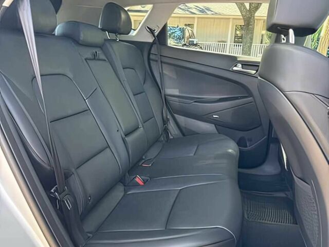 Сірий Хендай Туксон, об'ємом двигуна 2.4 л та пробігом 36 тис. км за 5800 $, фото 12 на Automoto.ua