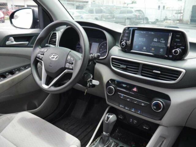 Серый Хендай Туксон, объемом двигателя 2 л и пробегом 149 тыс. км за 15000 $, фото 13 на Automoto.ua