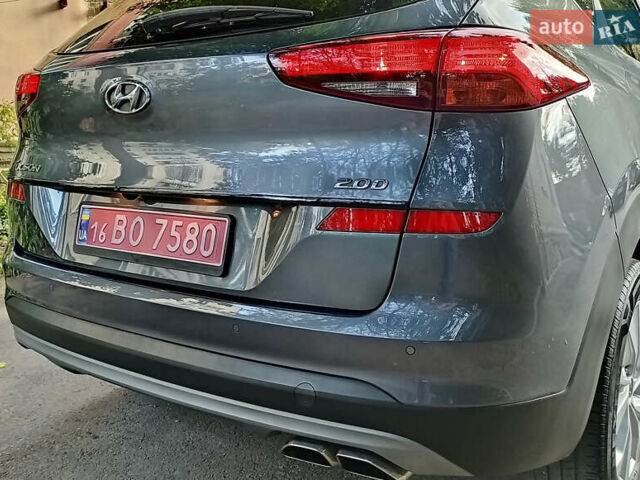 Серый Хендай Туксон, объемом двигателя 2 л и пробегом 97 тыс. км за 21888 $, фото 7 на Automoto.ua