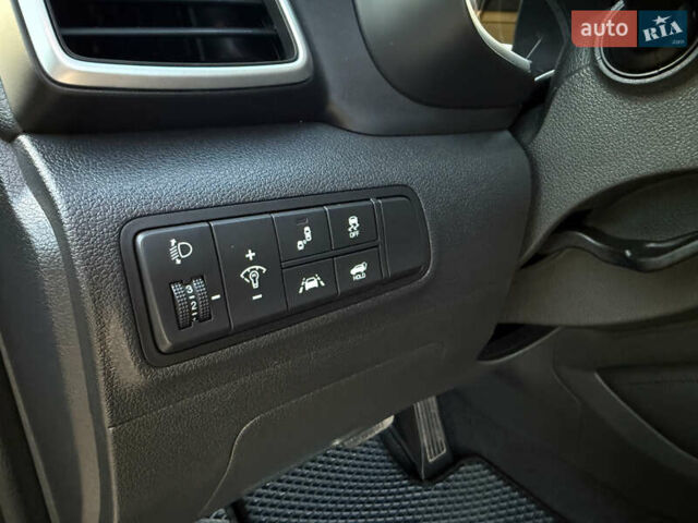 Серый Хендай Туксон, объемом двигателя 1.6 л и пробегом 214 тыс. км за 21000 $, фото 58 на Automoto.ua