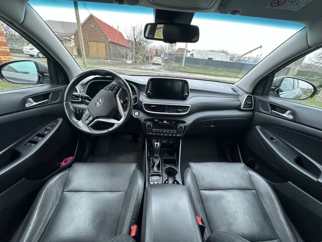 Сірий Хендай Туксон, об'ємом двигуна 2 л та пробігом 103 тис. км за 24700 $, фото 4 на Automoto.ua