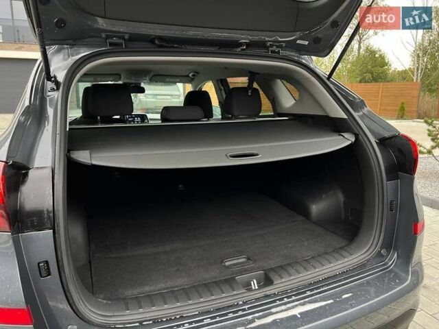 Сірий Хендай Туксон, об'ємом двигуна 2 л та пробігом 124 тис. км за 16480 $, фото 18 на Automoto.ua