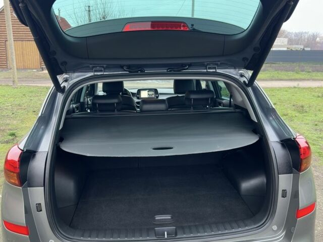 Сірий Хендай Туксон, об'ємом двигуна 2 л та пробігом 103 тис. км за 24700 $, фото 8 на Automoto.ua