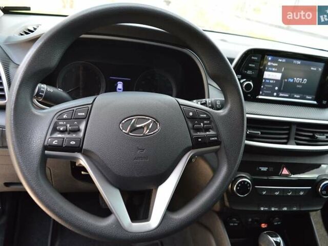 Серый Хендай Туксон, объемом двигателя 2 л и пробегом 168 тыс. км за 16500 $, фото 14 на Automoto.ua