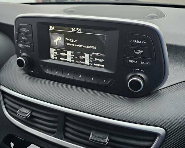 Сірий Хендай Туксон, об'ємом двигуна 2 л та пробігом 136 тис. км за 17300 $, фото 28 на Automoto.ua