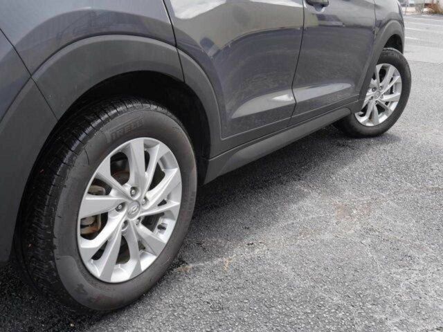 Серый Хендай Туксон, объемом двигателя 2 л и пробегом 149 тыс. км за 15000 $, фото 9 на Automoto.ua