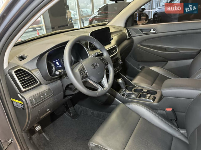 Серый Хендай Туксон, объемом двигателя 1.6 л и пробегом 147 тыс. км за 20500 $, фото 18 на Automoto.ua