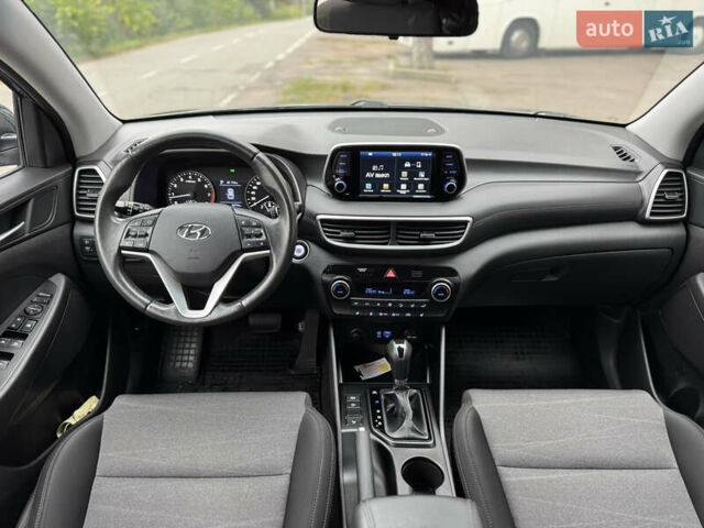 Хендай Туксон 2019 в Виннице на Automoto.ua Серый Хендай Туксон, объемом двигателя 2 л и пробегом 78 тыс. км за 21350 $, фото 23 на Automoto.ua