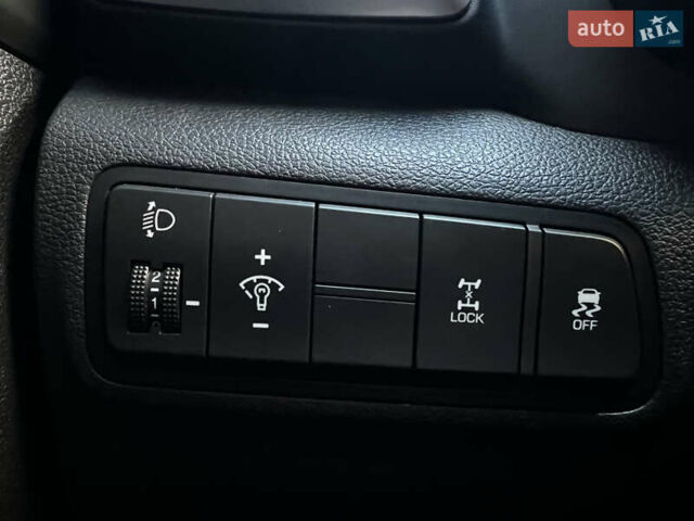 Сірий Хендай Туксон, об'ємом двигуна 2 л та пробігом 97 тис. км за 22000 $, фото 6 на Automoto.ua