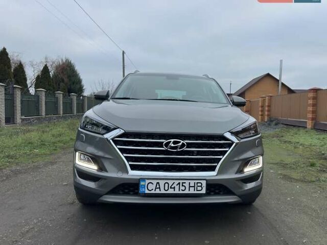 Сірий Хендай Туксон, об'ємом двигуна 2 л та пробігом 103 тис. км за 24700 $, фото 5 на Automoto.ua