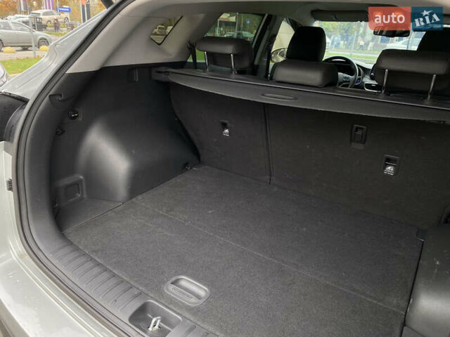 Серый Хендай Туксон, объемом двигателя 2 л и пробегом 73 тыс. км за 22400 $, фото 29 на Automoto.ua