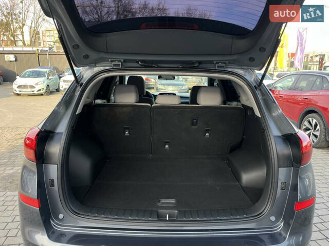 Сірий Хендай Туксон, об'ємом двигуна 0 л та пробігом 69 тис. км за 18350 $, фото 21 на Automoto.ua