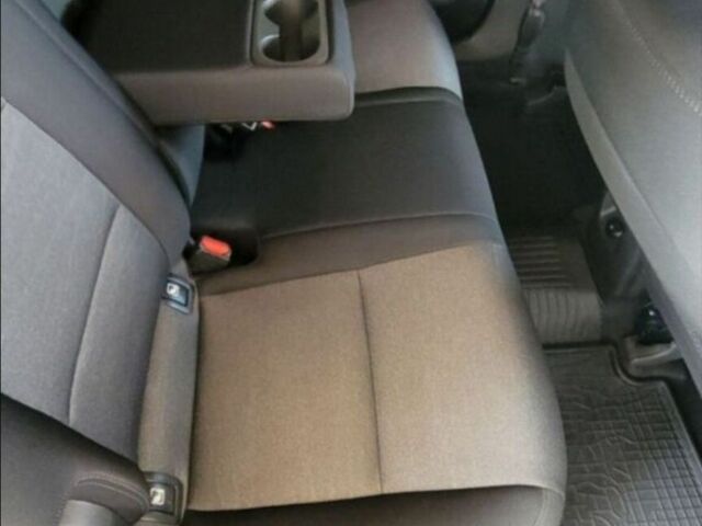 Сірий Хендай Туксон, об'ємом двигуна 2 л та пробігом 200 тис. км за 20000 $, фото 3 на Automoto.ua