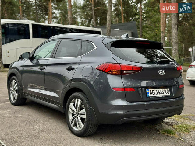 Сірий Хендай Туксон, об'ємом двигуна 2 л та пробігом 58 тис. км за 21800 $, фото 5 на Automoto.ua