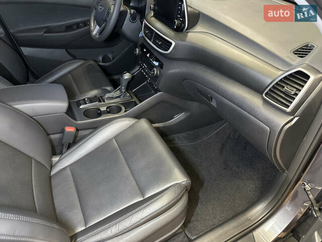 Серый Хендай Туксон, объемом двигателя 1.6 л и пробегом 147 тыс. км за 20500 $, фото 43 на Automoto.ua