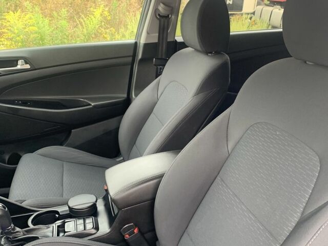 Хендай Туксон 2019 в Черновцах на Automoto.ua Серый Хендай Туксон, объемом двигателя 2 л и пробегом 45 тыс. км за 18900 $, фото 19 на Automoto.ua