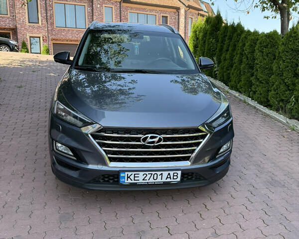 Серый Хендай Туксон, объемом двигателя 2 л и пробегом 157 тыс. км за 22500 $, фото 24 на Automoto.ua
