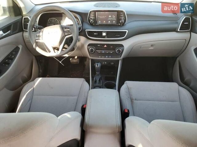 Серый Хендай Туксон, объемом двигателя 2 л и пробегом 94 тыс. км за 3000 $, фото 7 на Automoto.ua