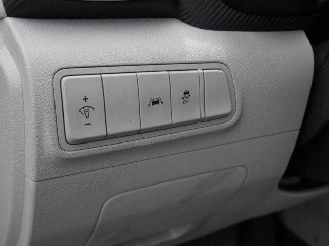 Серый Хендай Туксон, объемом двигателя 2 л и пробегом 149 тыс. км за 15000 $, фото 18 на Automoto.ua