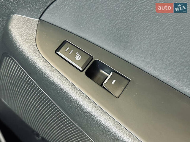 Серый Хендай Туксон, объемом двигателя 1.6 л и пробегом 147 тыс. км за 20500 $, фото 39 на Automoto.ua