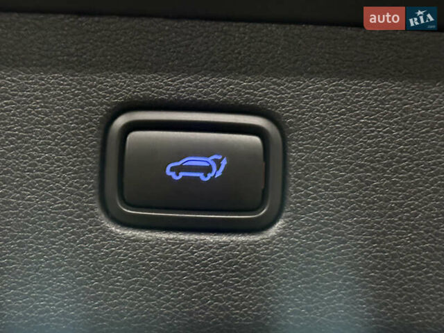 Серый Хендай Туксон, объемом двигателя 2 л и пробегом 28 тыс. км за 30200 $, фото 12 на Automoto.ua