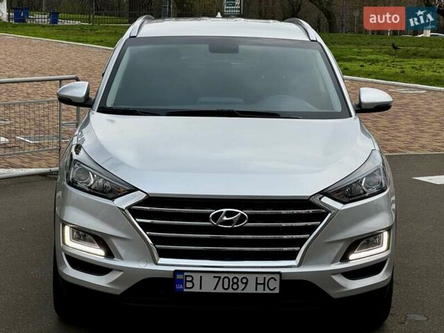 Серый Хендай Туксон, объемом двигателя 2 л и пробегом 32 тыс. км за 22800 $, фото 25 на Automoto.ua