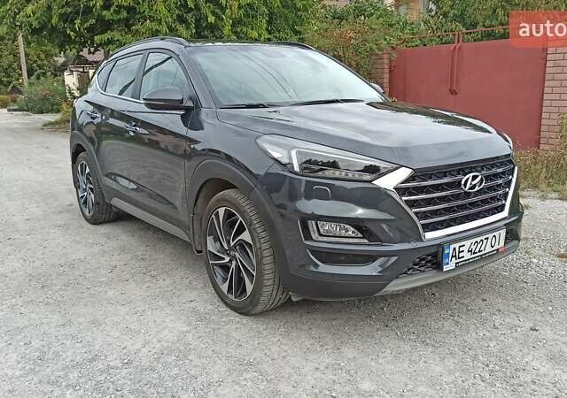 Сірий Хендай Туксон, об'ємом двигуна 2 л та пробігом 17 тис. км за 29000 $, фото 3 на Automoto.ua