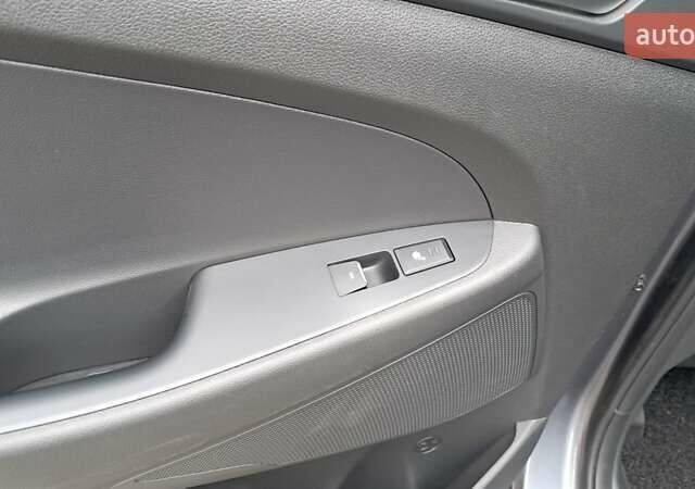 Серый Хендай Туксон, объемом двигателя 2 л и пробегом 135 тыс. км за 24500 $, фото 17 на Automoto.ua