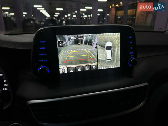 Серый Хендай Туксон, объемом двигателя 2 л и пробегом 28 тыс. км за 30200 $, фото 16 на Automoto.ua