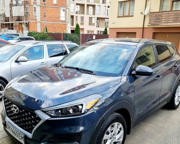 Серый Хендай Туксон, объемом двигателя 2 л и пробегом 87 тыс. км за 18600 $, фото 2 на Automoto.ua