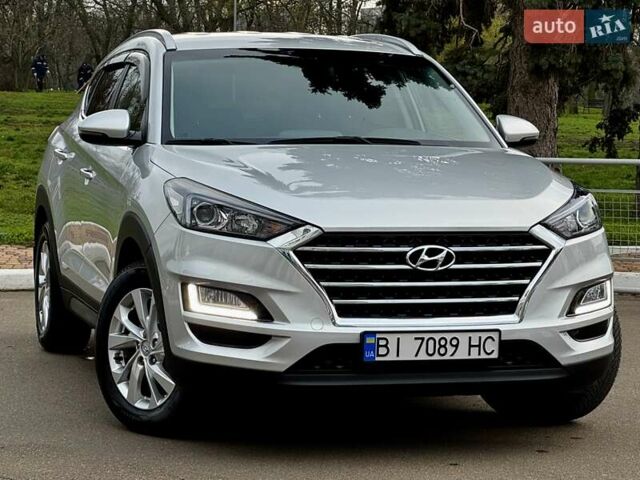 Серый Хендай Туксон, объемом двигателя 2 л и пробегом 32 тыс. км за 22800 $, фото 22 на Automoto.ua