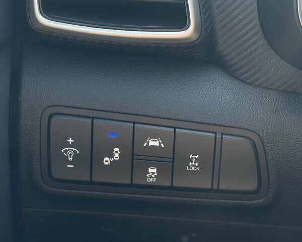 Сірий Хендай Туксон, об'ємом двигуна 2 л та пробігом 81 тис. км за 22000 $, фото 11 на Automoto.ua