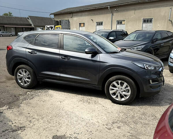 Серый Хендай Туксон, объемом двигателя 1.6 л и пробегом 124 тыс. км за 23499 $, фото 14 на Automoto.ua
