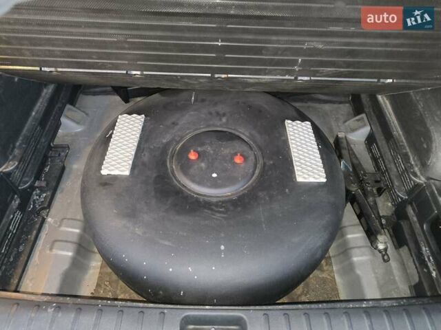 Серый Хендай Туксон, объемом двигателя 2 л и пробегом 92 тыс. км за 23500 $, фото 43 на Automoto.ua