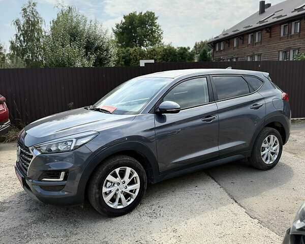 Серый Хендай Туксон, объемом двигателя 1.6 л и пробегом 124 тыс. км за 23499 $, фото 7 на Automoto.ua