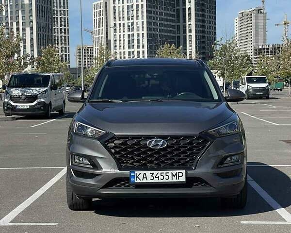 Сірий Хендай Туксон, об'ємом двигуна 2 л та пробігом 81 тис. км за 22000 $, фото 15 на Automoto.ua