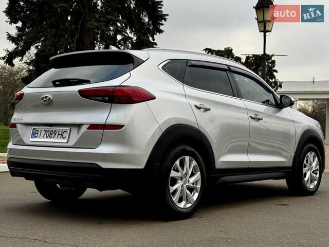 Серый Хендай Туксон, объемом двигателя 2 л и пробегом 32 тыс. км за 22800 $, фото 12 на Automoto.ua