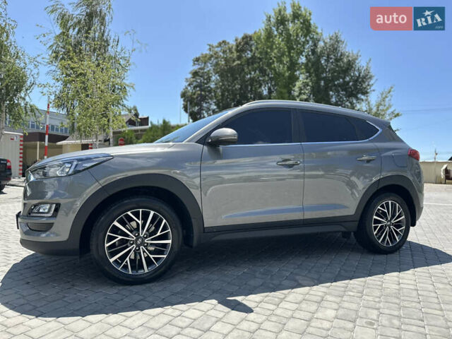 Сірий Хендай Туксон, об'ємом двигуна 2 л та пробігом 25 тис. км за 24000 $, фото 13 на Automoto.ua