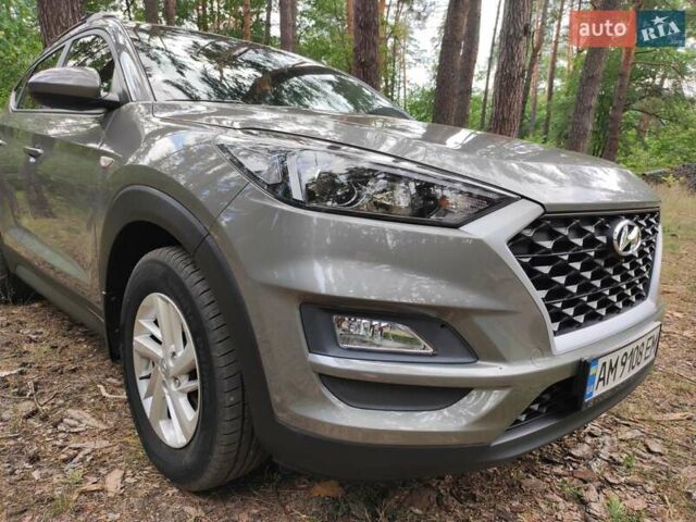 Серый Хендай Туксон, объемом двигателя 2 л и пробегом 50 тыс. км за 20500 $, фото 13 на Automoto.ua